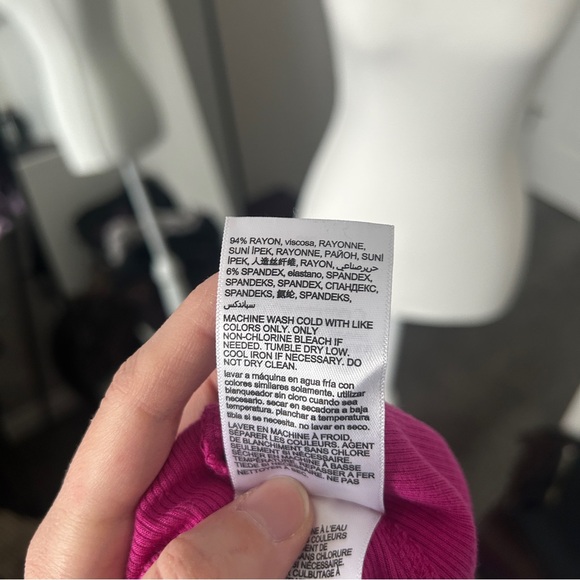 Y2K “Bebe” Magenta Pink Rhinestone Graphic Ribbed Short Sleeve Top - Picture 5 of 5